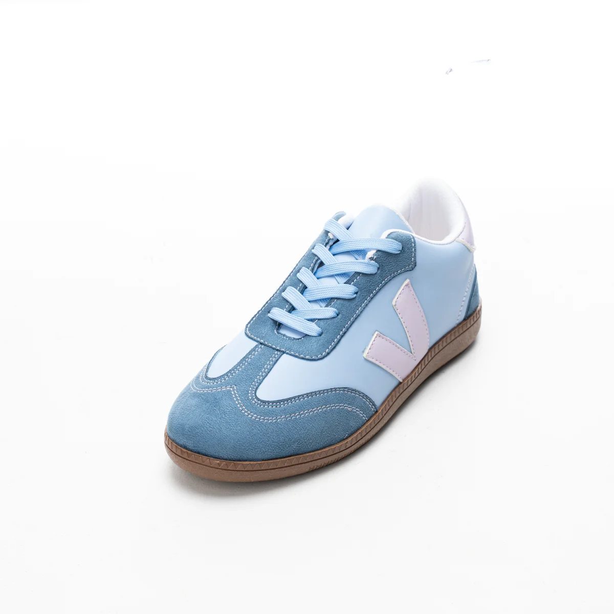  Women's Vega Sneaker–KVEGA2