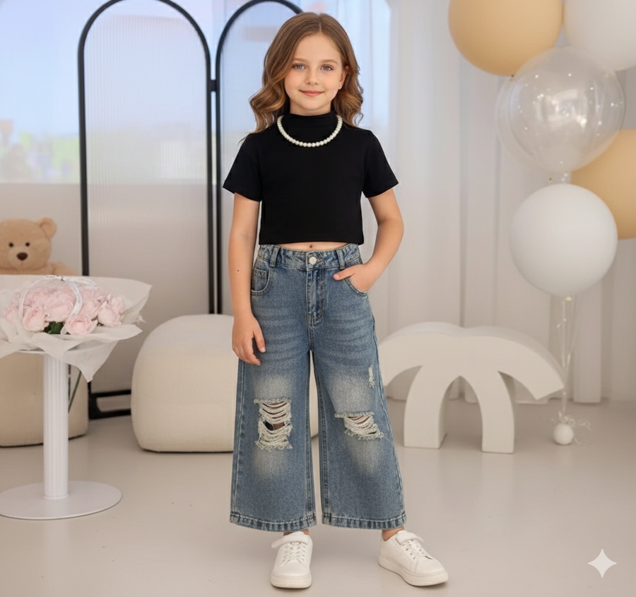 Cut Jeans & T-Shirt Set