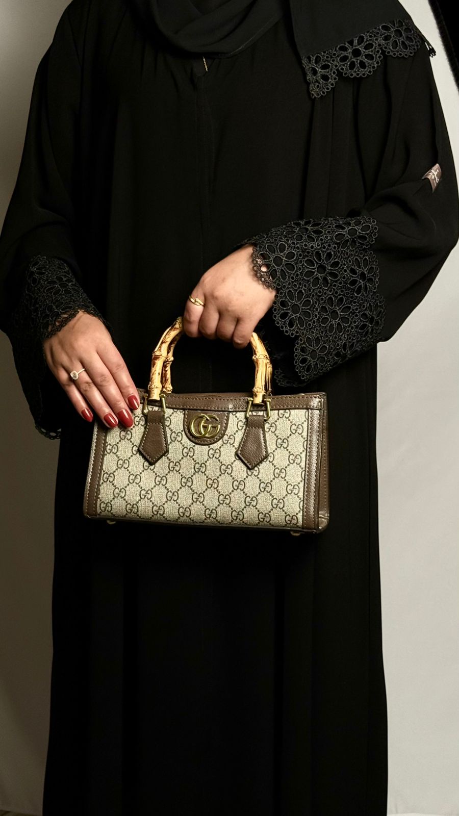 عباية نجلاء