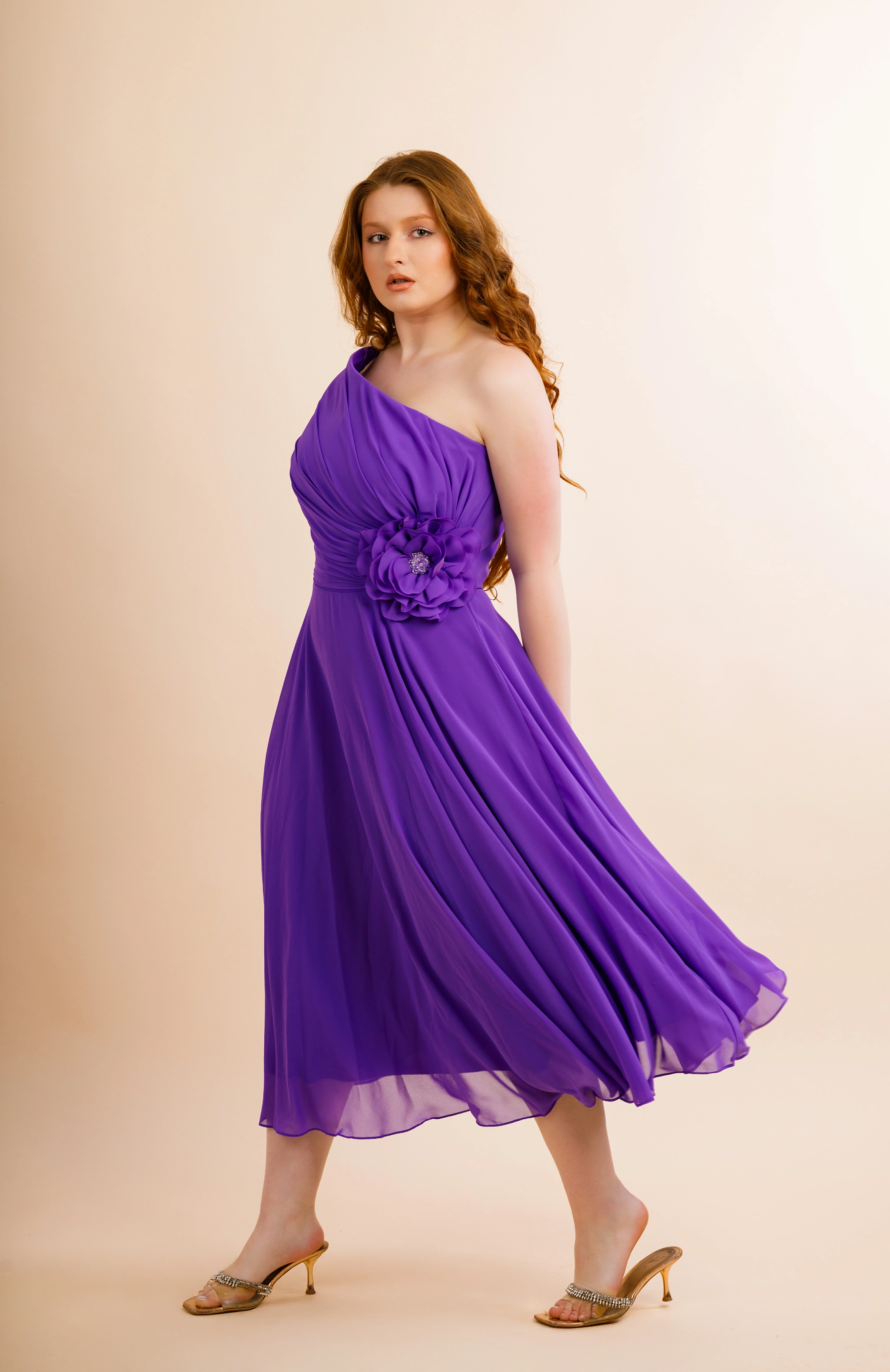 The feminine feel Midi
