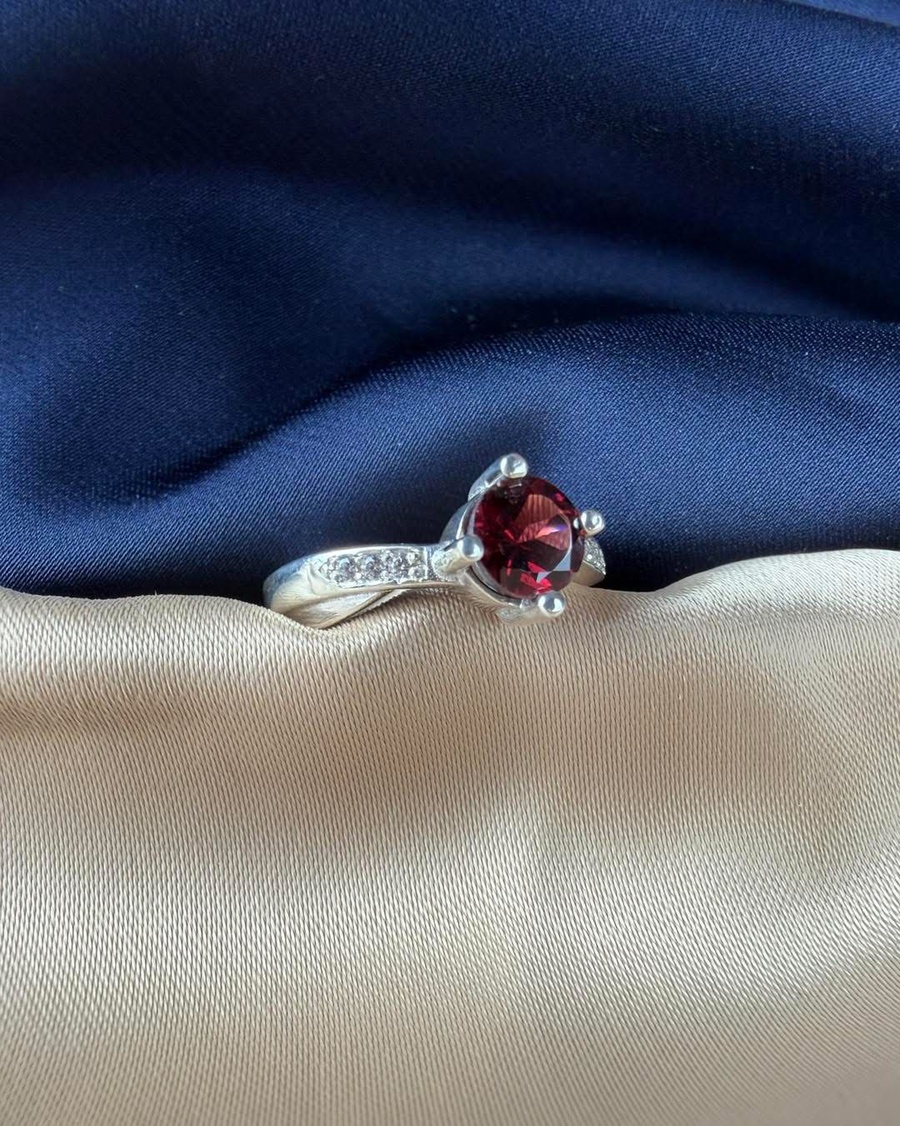 Garnet 925 Silver Ring - IGI Certified