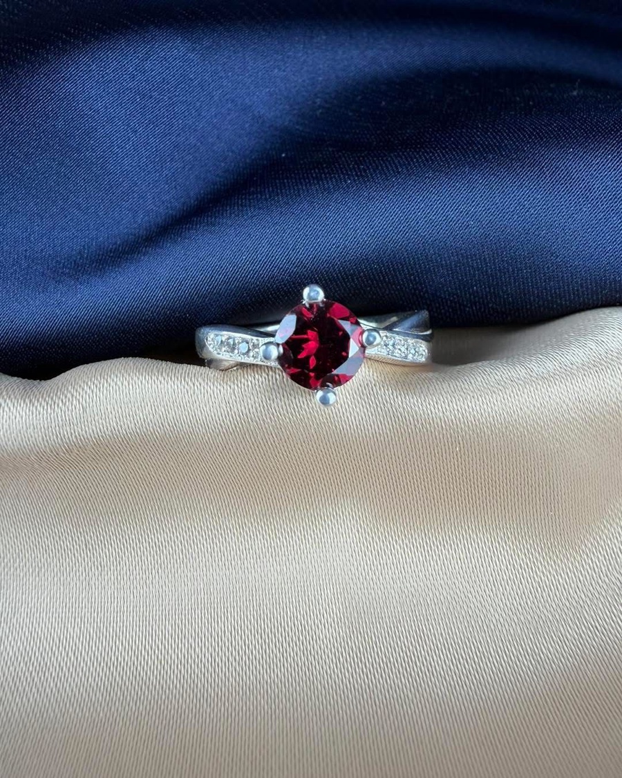 Garnet 925 Silver Ring - IGI Certified