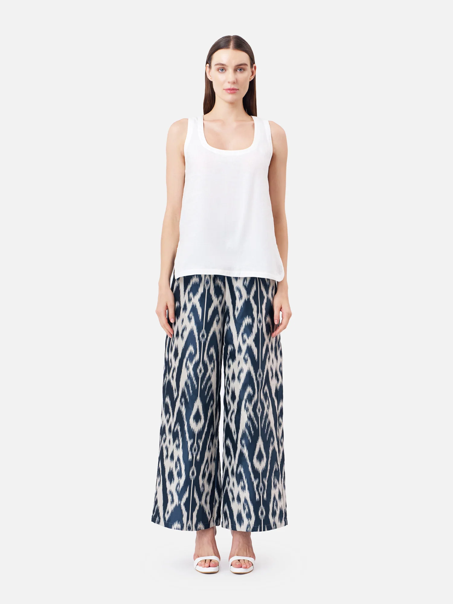 Chic Piping Tank Top