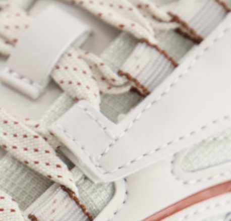 New Balance 725 Series Low Tops Retro Beige
