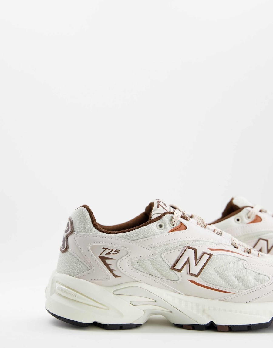 New Balance 725 Series Low Tops Retro Beige