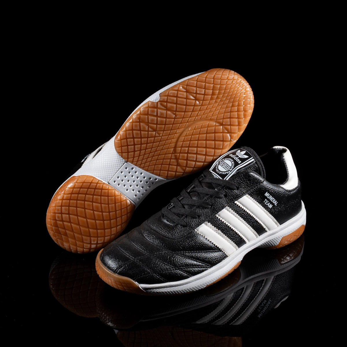 Adidas Mundial Team BL8