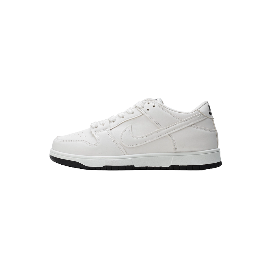 Nike Sneakers SV105
