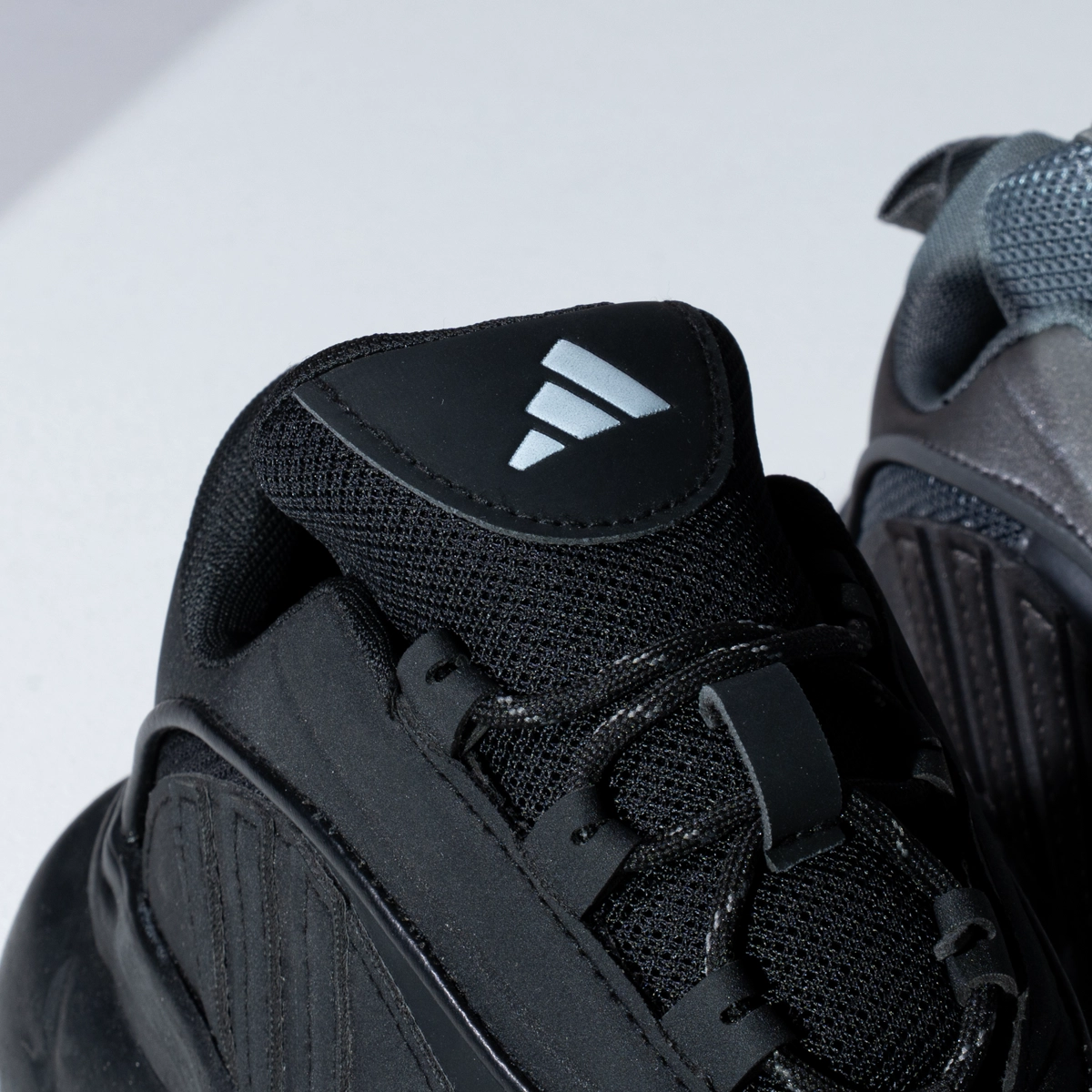 Adidas AD3