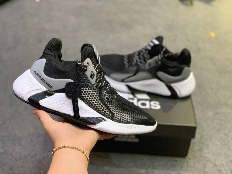 Adidas AlphaBounce Edge XT Black/White