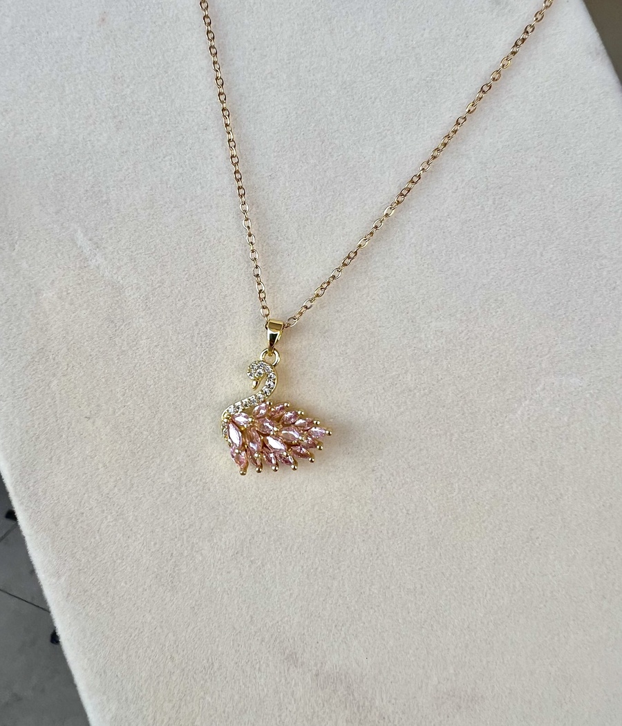     Swan Necklace