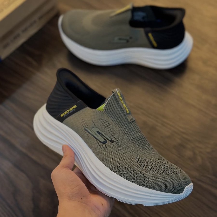 Sketcher Go Slip ins Olive