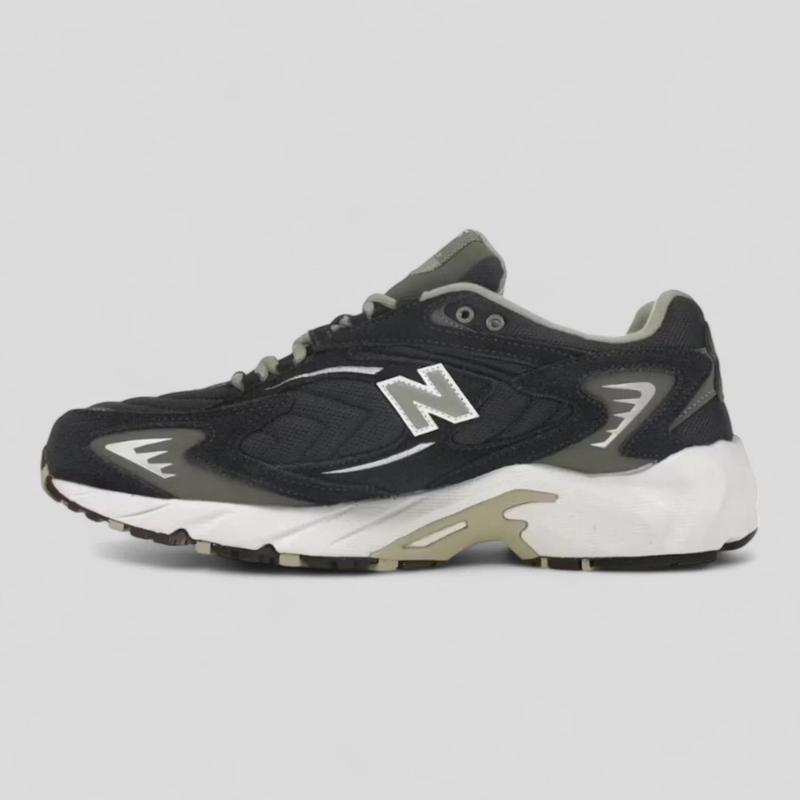 New Balance 725 ’ Dark Green ’