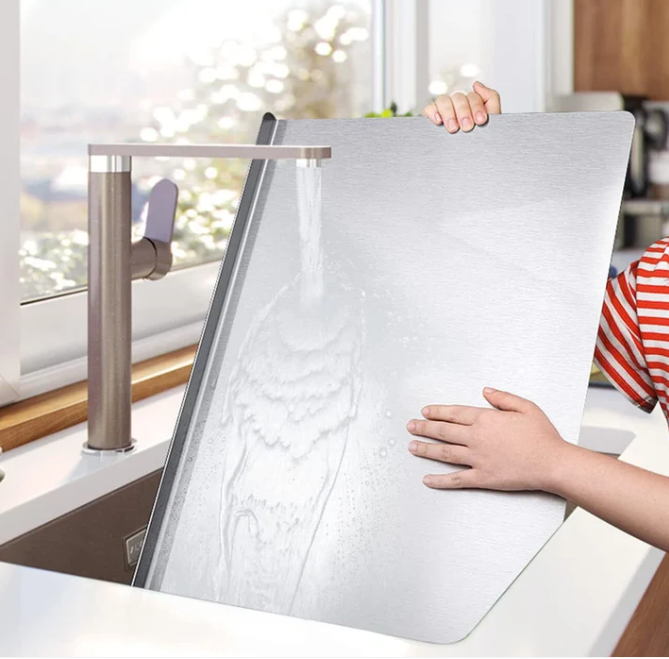🧼 سهل التنظيف خلال ثوانٍ