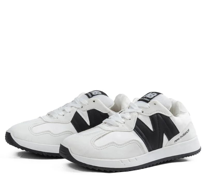 New Balance رجالي كلاسيك – أناقة يومية بتصميم عصري