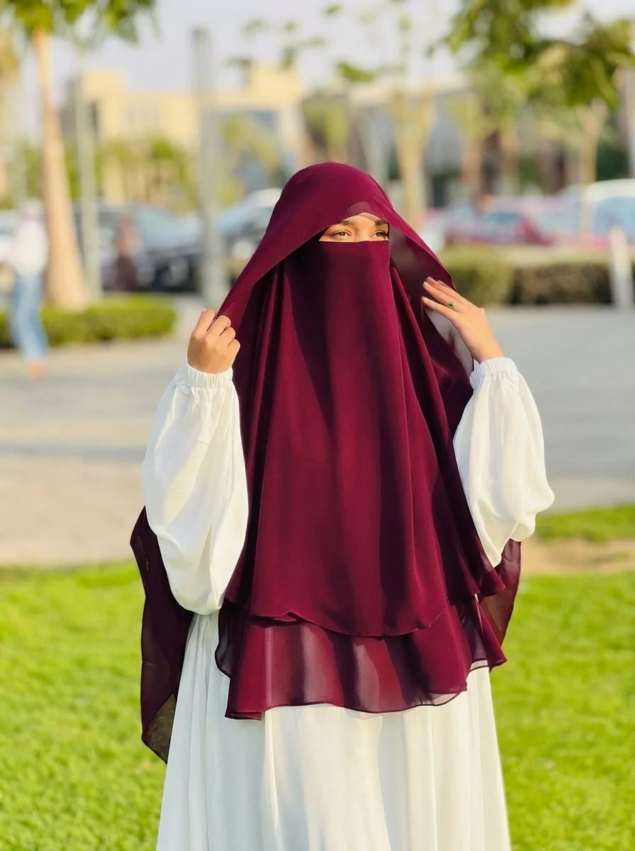 خمار إندونيسي 3 قطع - شيفون كريب مستورد طبقتين مع غشوة