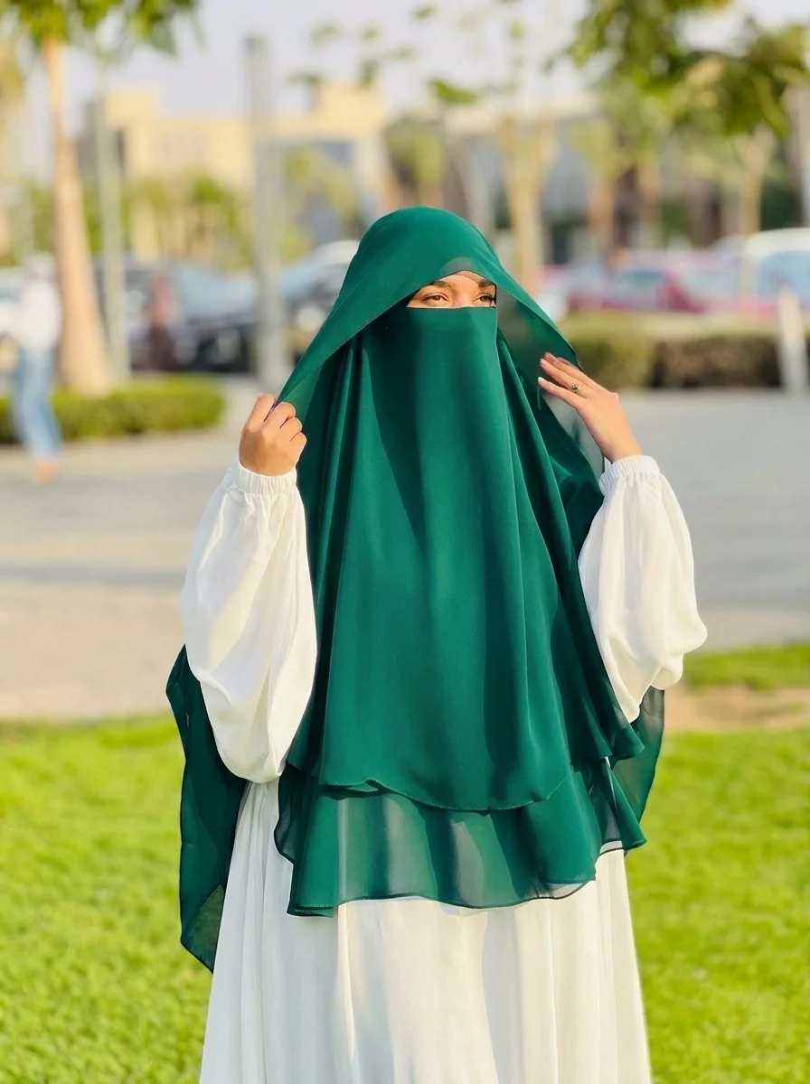 خمار إندونيسي 3 قطع - شيفون كريب مستورد طبقتين مع غشوة