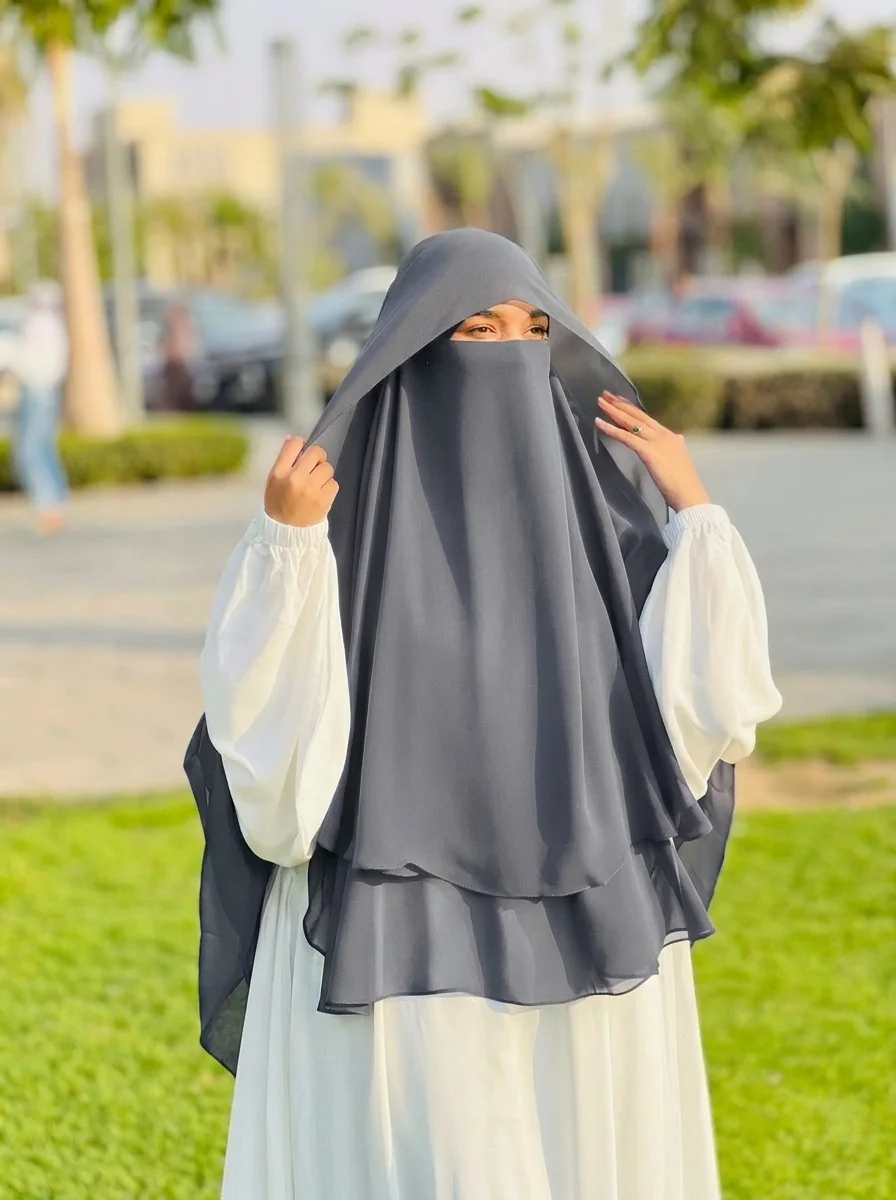 خمار إندونيسي 3 قطع - شيفون كريب مستورد طبقتين مع غشوة