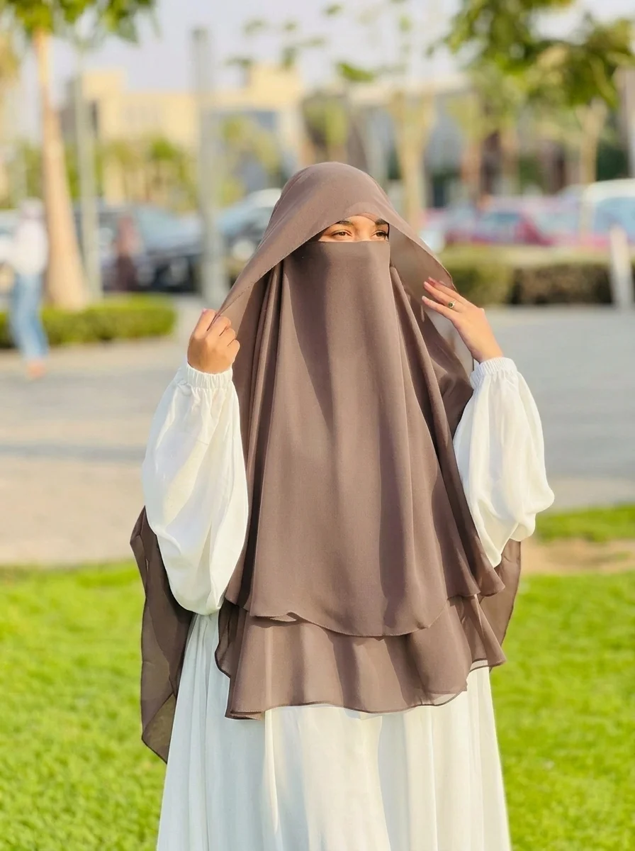 خمار إندونيسي 3 قطع - شيفون كريب مستورد طبقتين مع غشوة