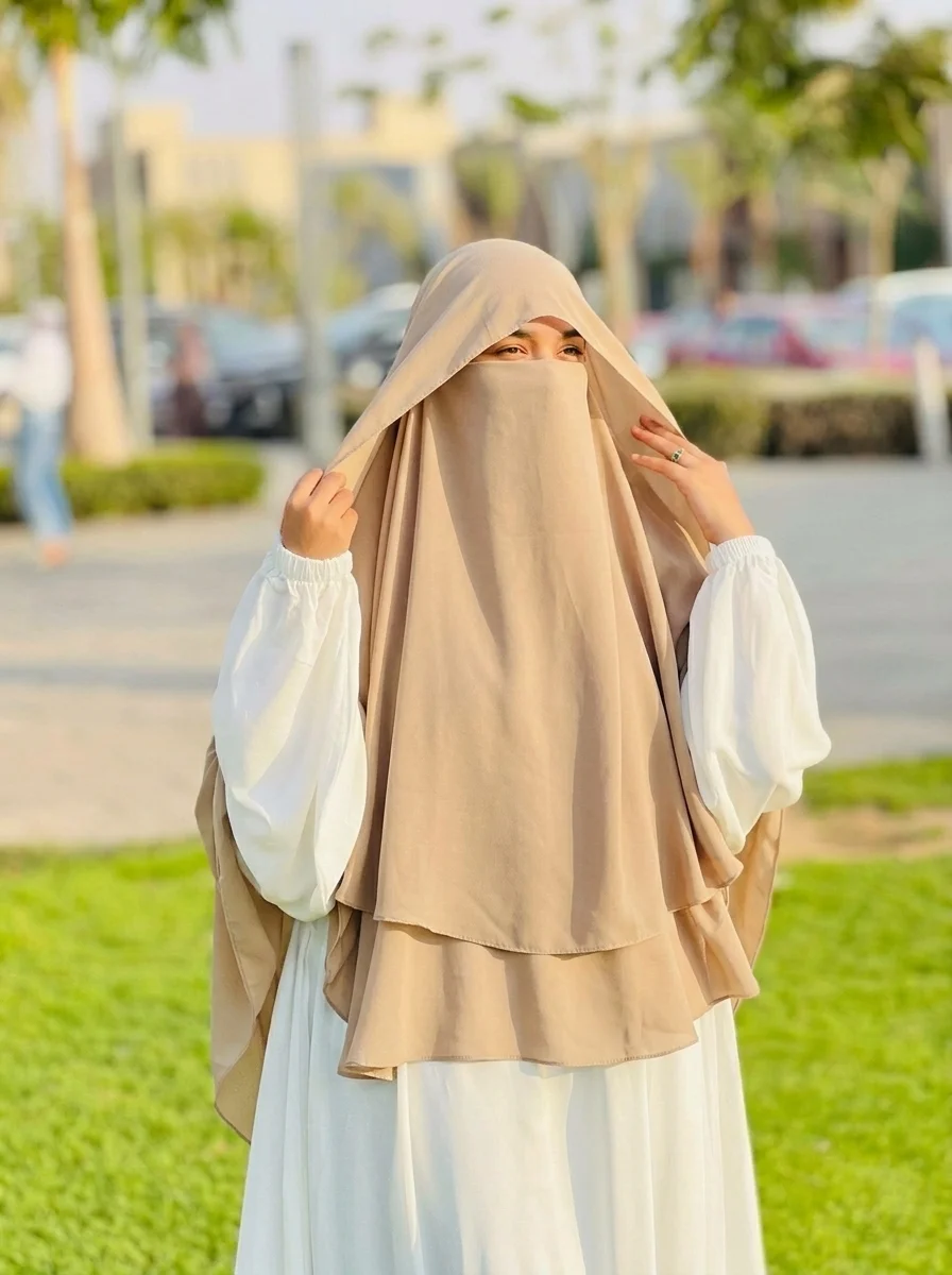 خمار إندونيسي 3 قطع - شيفون كريب مستورد طبقتين مع غشوة