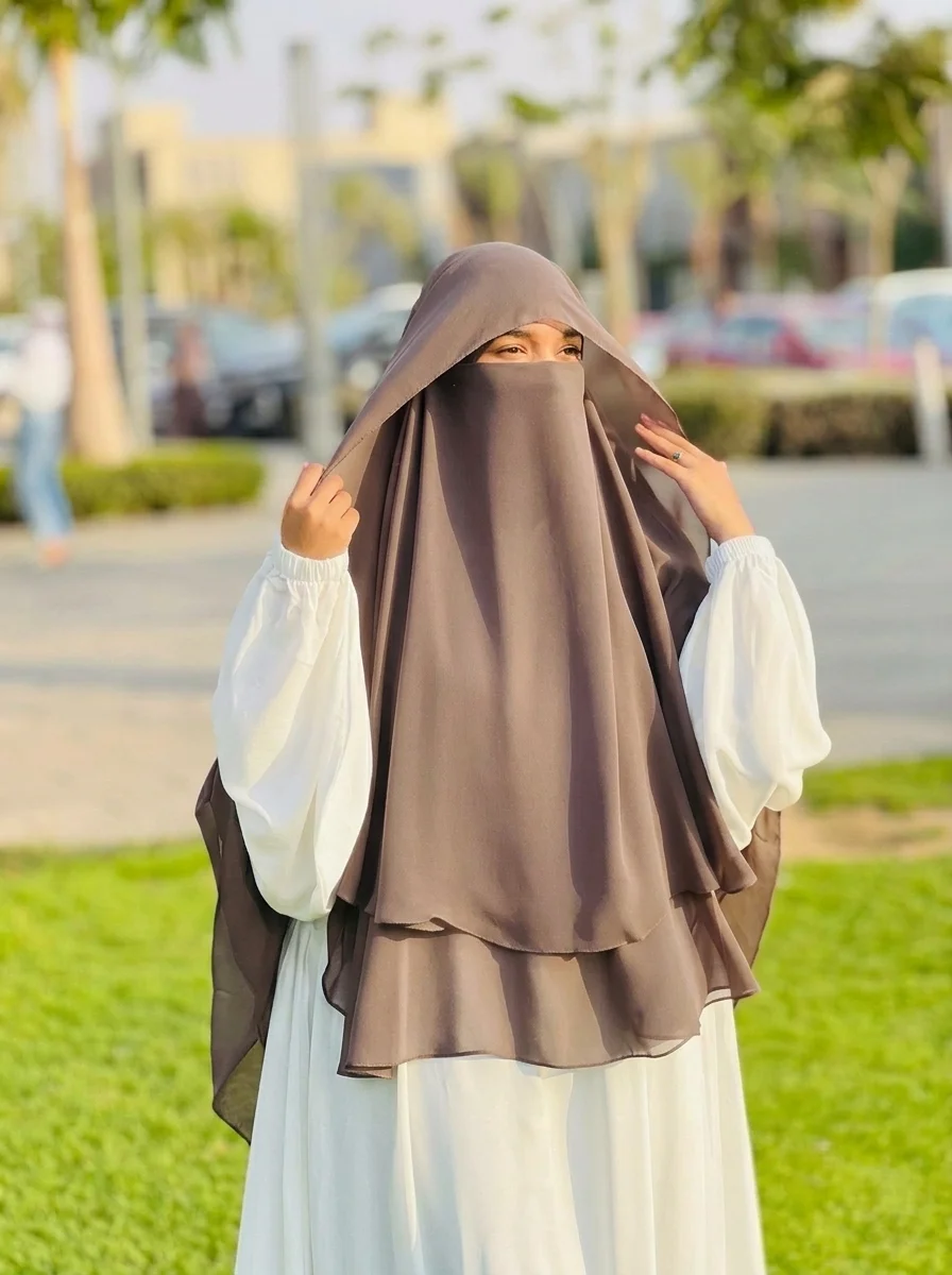 خمار إندونيسي 3 قطع - شيفون كريب مستورد طبقتين مع غشوة