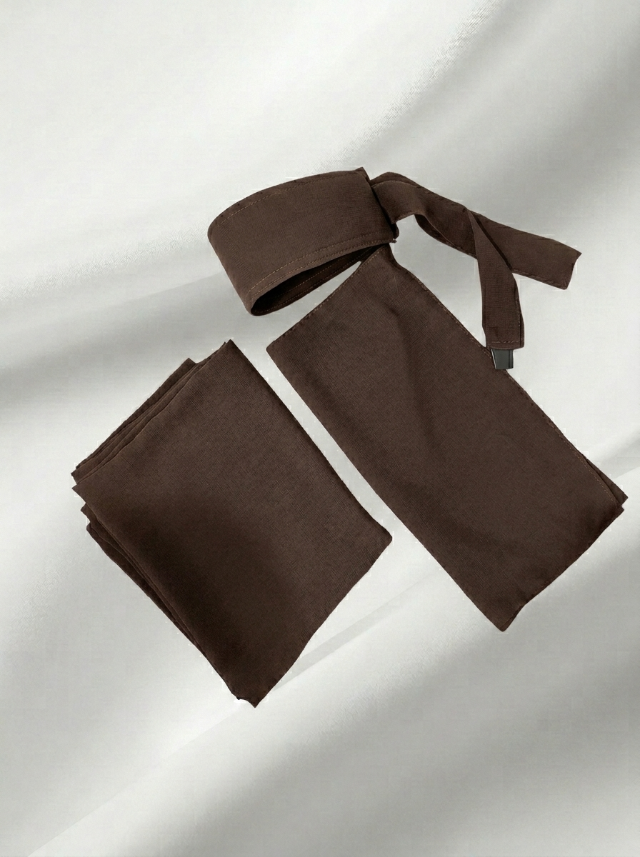 طقم قطعتين (طرحة و نقاب مقوى طبي)