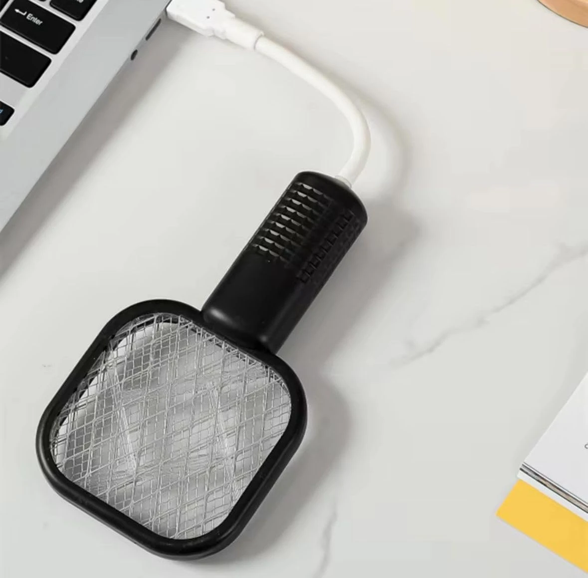 صاعق ناموس كهربائي صغير بمنفذ USB قاتل ذباب محمول