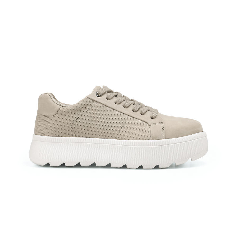 Adam's sneakers, Code 526527