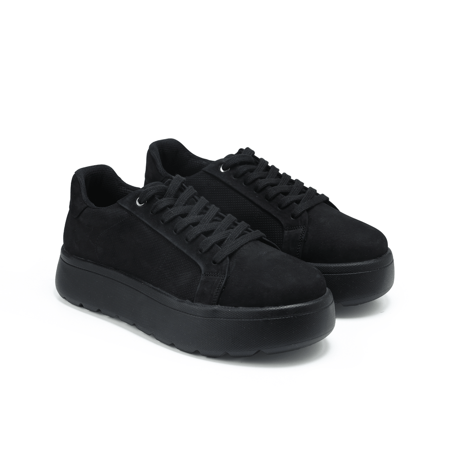 Adam's sneakers, Code 526527