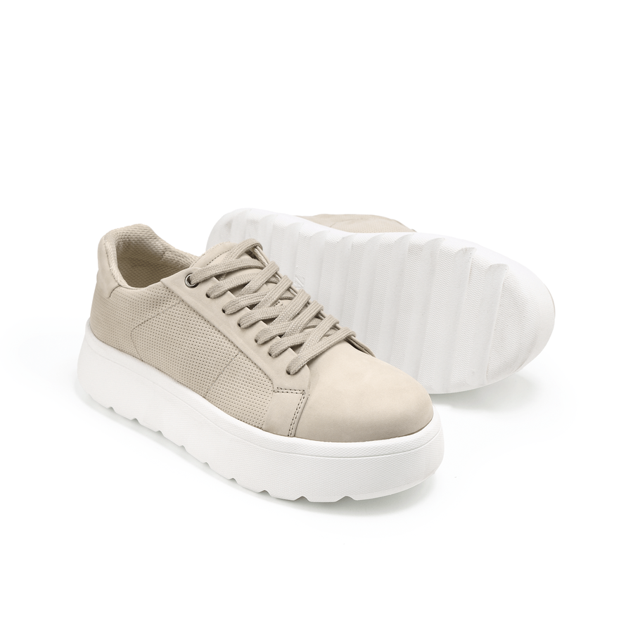 Adam's sneakers, Code 526527