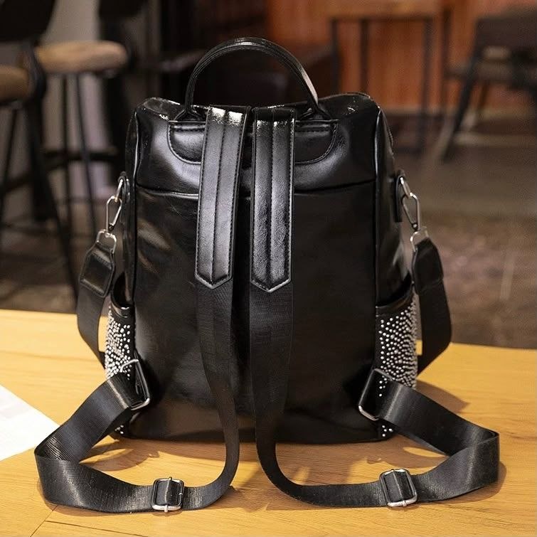 شنطة ظهر نسائية سوداء مرصعة بالفصوص اللامعة (Struss Backpack) | Demand & Beyond