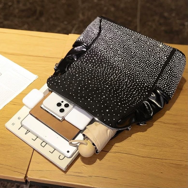 شنطة ظهر نسائية سوداء مرصعة بالفصوص اللامعة (Struss Backpack) | Demand & Beyond