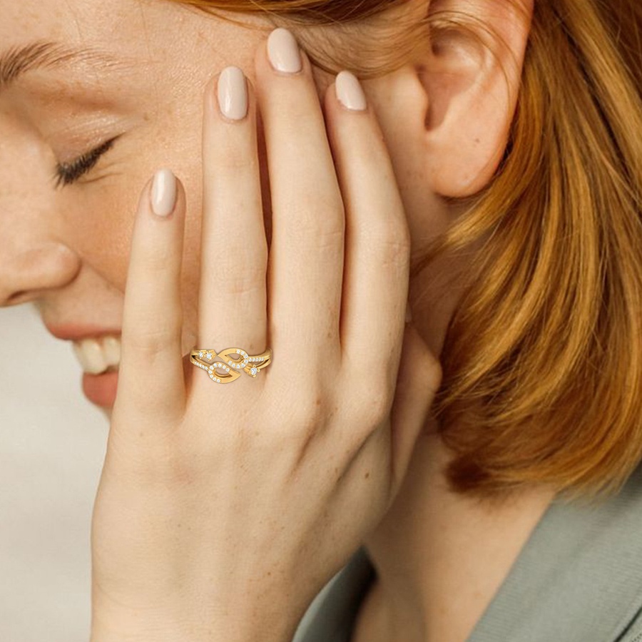 Pear Diamond Two Headed Ring in 18K Gold