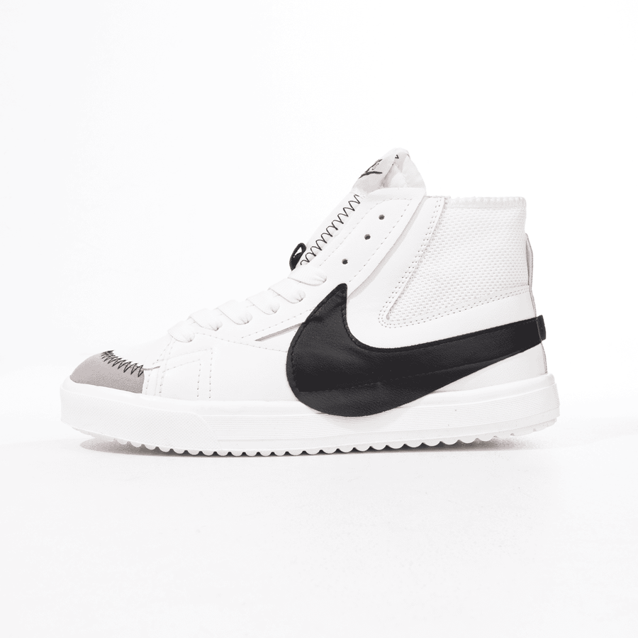Nike Half Sneaker FL12