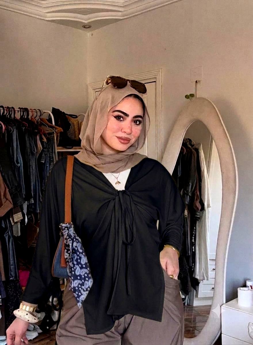 بلوزة كتان شيك