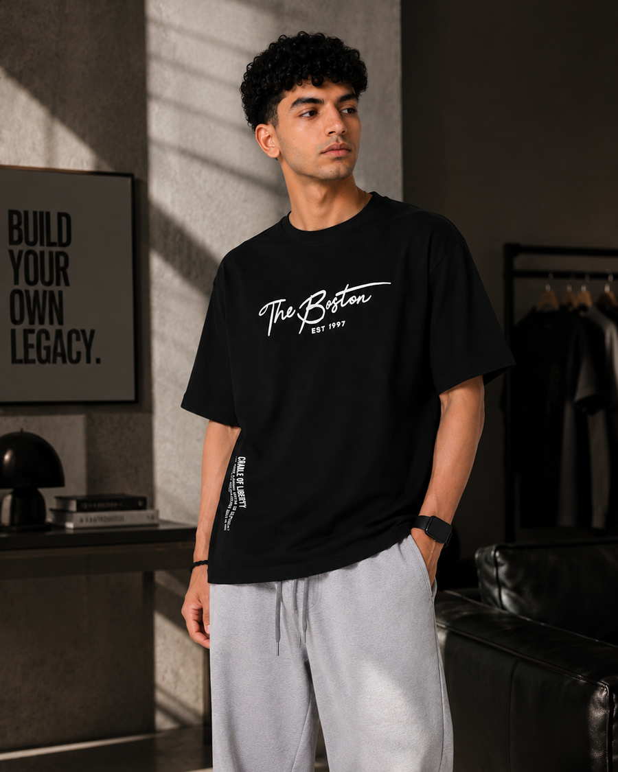 BOSTON Black Oversized T-Shirt | F2G