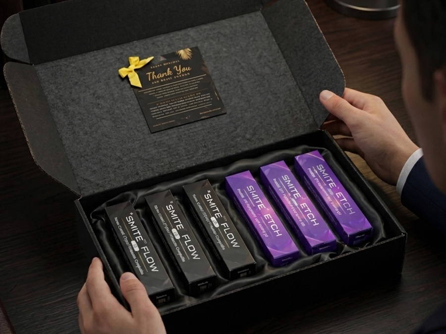 ٍSMITE Flowable composite  nano-ceramic hybrid