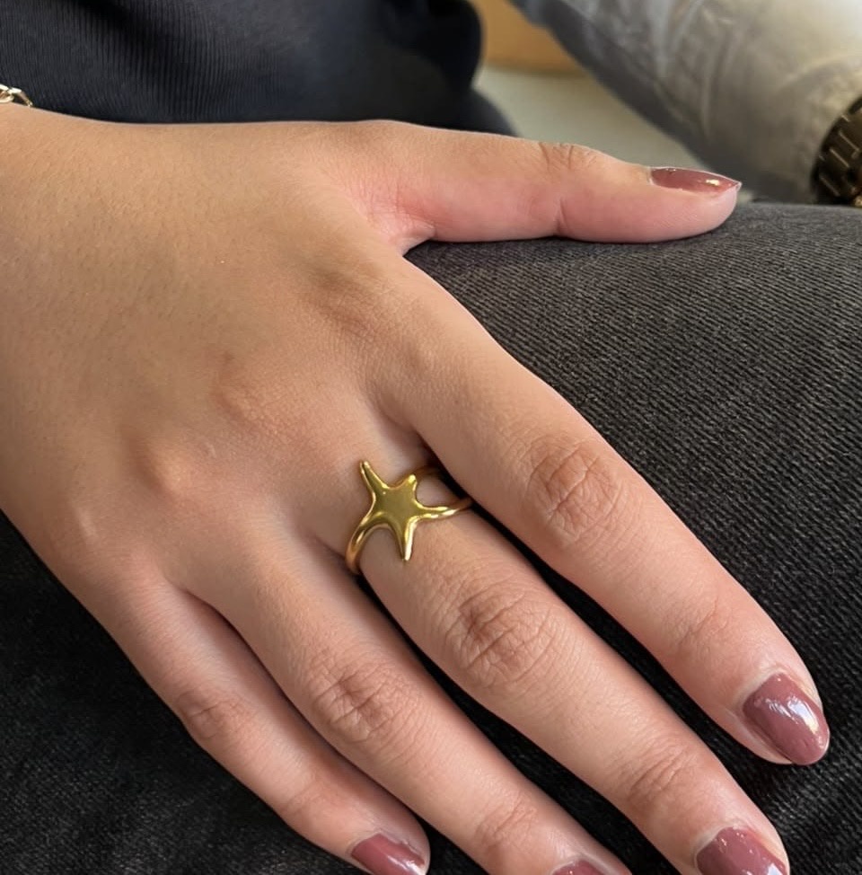 Tilted Star Ring