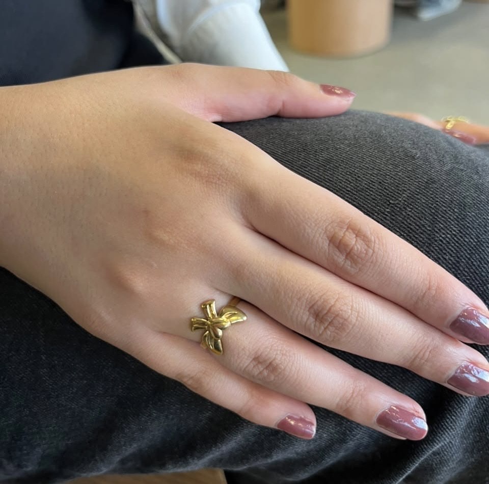Bow Ring
