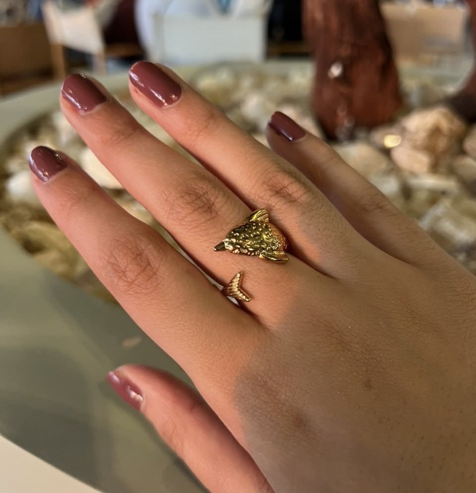 Dolphin Ring