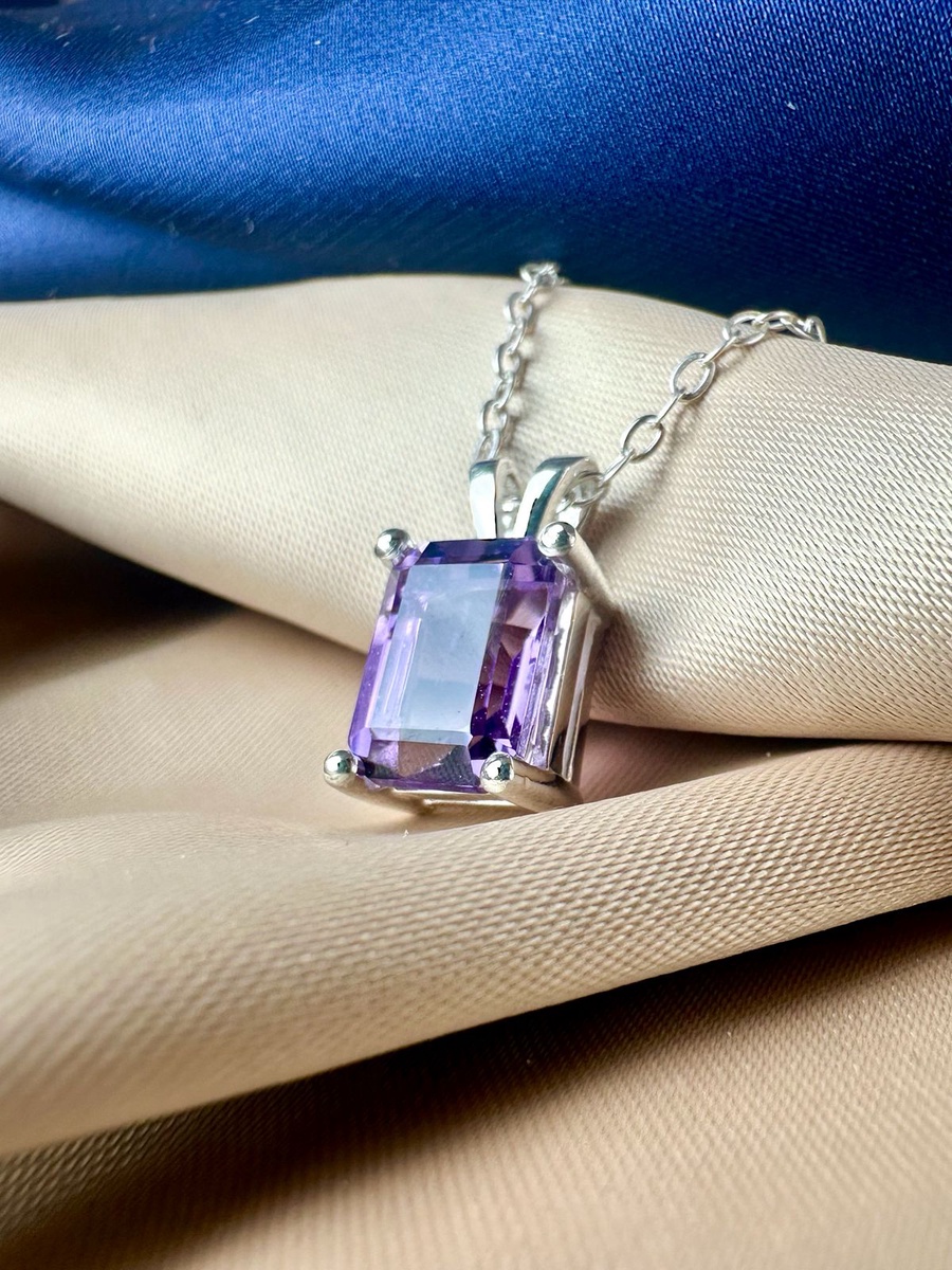 Amethyst 925 Silver Pendant- IGI Certified - Simple Split Hanger Design