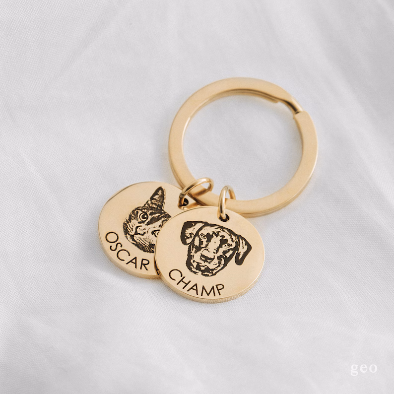 Personalized Keychain Dog Pet Portrait