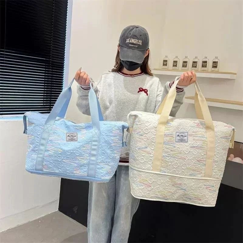 شنطة سفر ورحلات قماش مطرزة - قابلة للتوسيع (Tote Bag) | Demand & Beyond