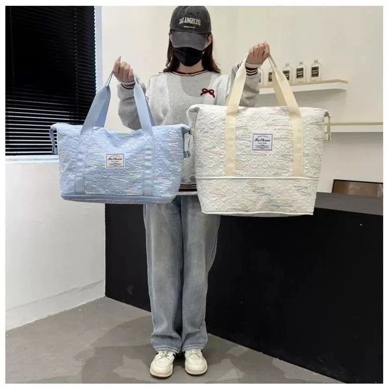 شنطة سفر ورحلات قماش مطرزة - قابلة للتوسيع (Tote Bag) | Demand & Beyond