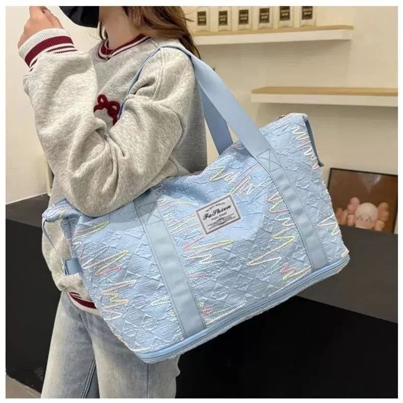 شنطة سفر ورحلات قماش مطرزة - قابلة للتوسيع (Tote Bag) | Demand & Beyond