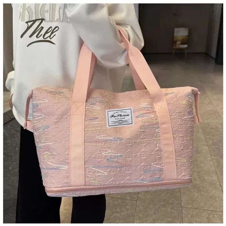 شنطة سفر ورحلات قماش مطرزة - قابلة للتوسيع (Tote Bag) | Demand & Beyond