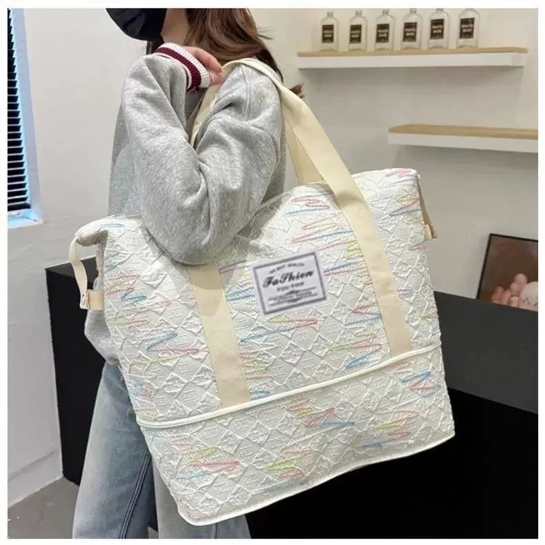 شنطة سفر ورحلات قماش مطرزة - قابلة للتوسيع (Tote Bag) | Demand & Beyond