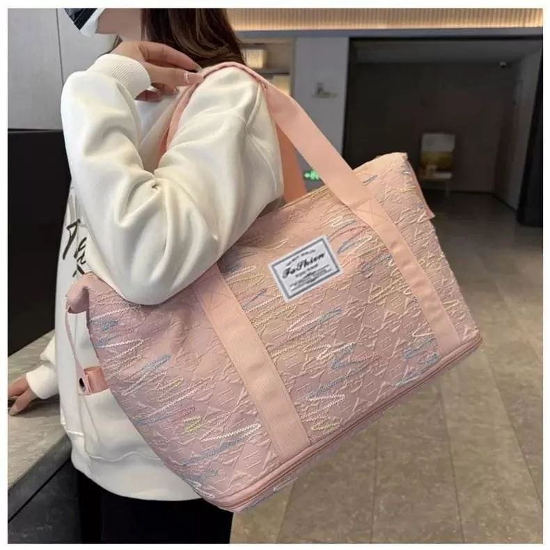 شنطة سفر ورحلات قماش مطرزة - قابلة للتوسيع (Tote Bag) | Demand & Beyond