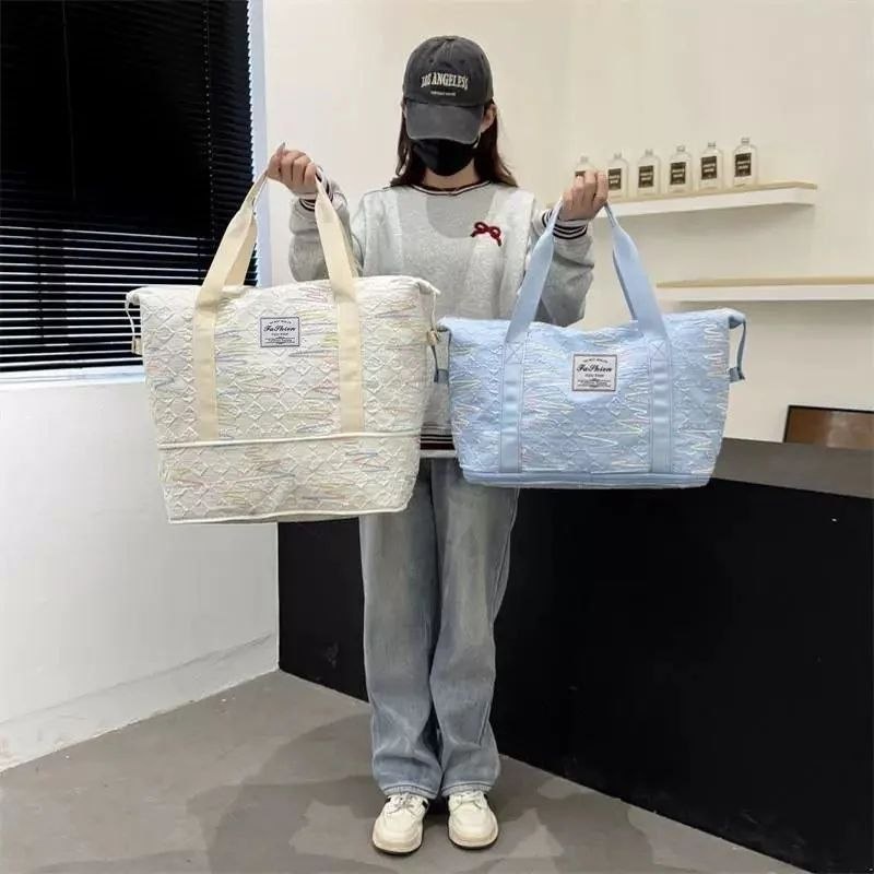 شنطة سفر ورحلات قماش مطرزة - قابلة للتوسيع (Tote Bag) | Demand & Beyond