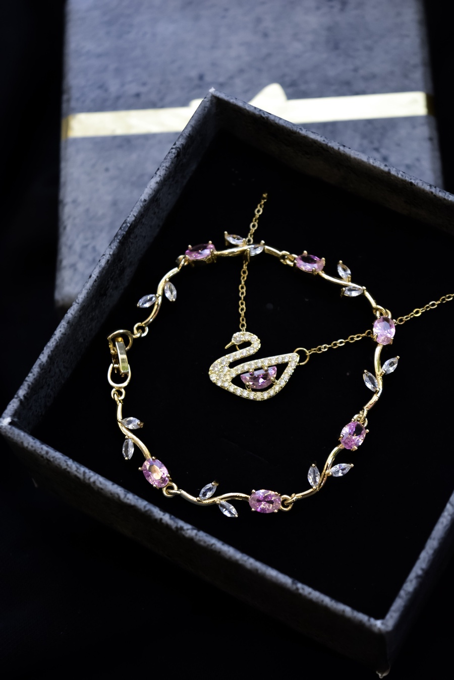 Swan & Tulip Set