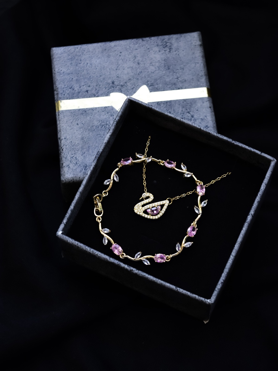Swan & Tulip Set